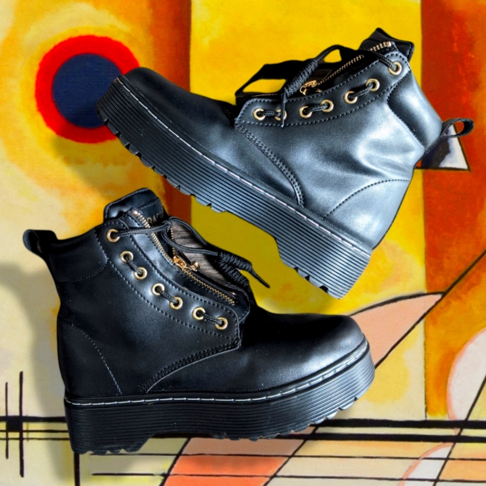 BASSO combat boots